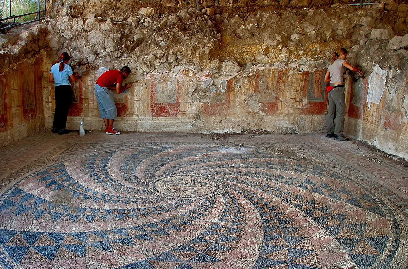 Yamaç Ev ve Roma Villası