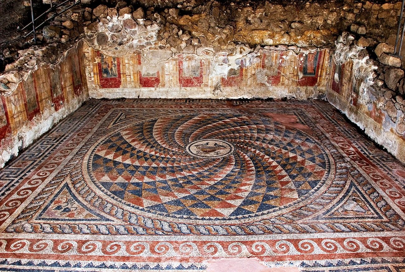 Yamaç Ev ve Roma Villası